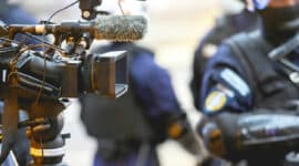 פיצוי עיתונאי שעוכב